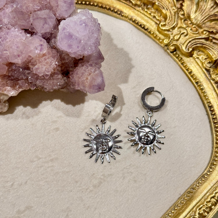 π Soleil π Sun Huggies Hoop Earrings