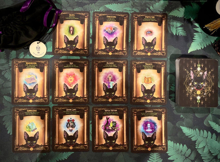 Mystique Luna Oracle Deck